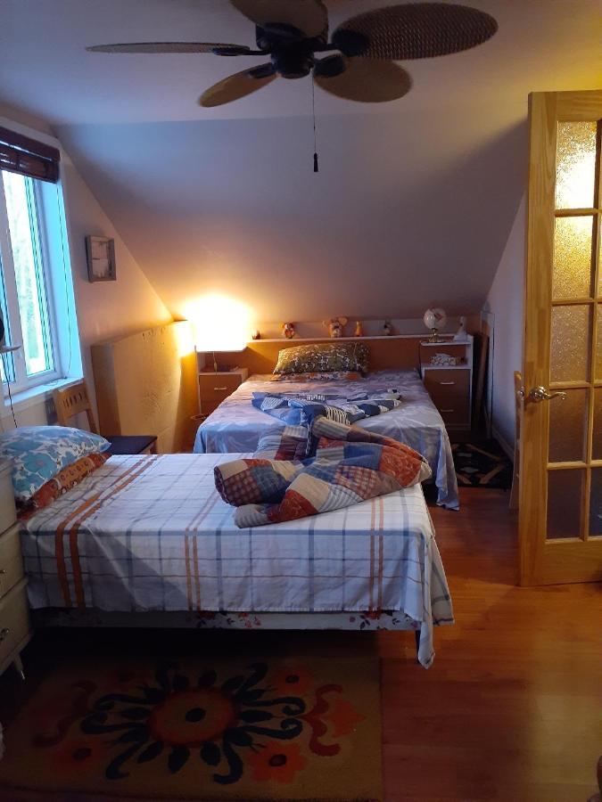 Bienvevus Chez Rino-Hugues Bed and Breakfast Trois-Pistoles Eksteriør billede